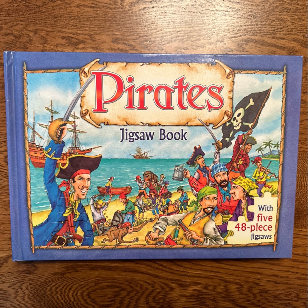 Pirates Jigsaw Puzzle Book